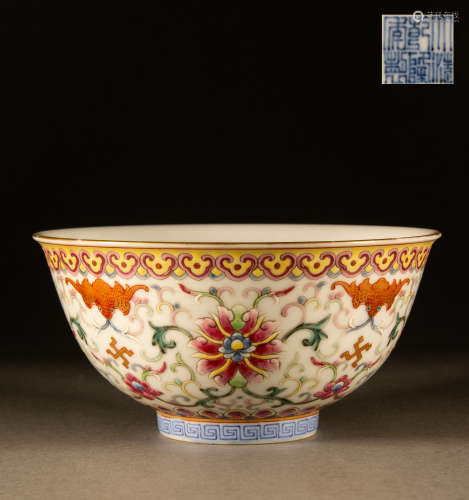 Qing Dynasty - Powder enamel flower pattern bowl