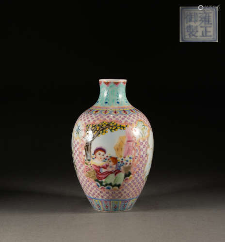 Qing Dynasty - Enamel figure vase