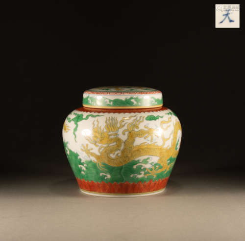 Ming Dynasty - Dragon pattern pot