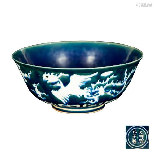 明成化	  霁蓝釉凤纹大碗
