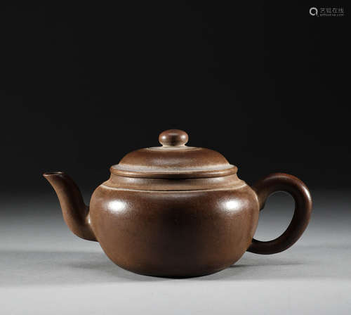 Purple clay pot in Qing Dynasty