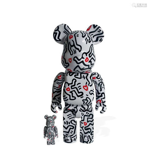 BE@RBRICK 凯斯哈林400%+100% 塑胶雕塑