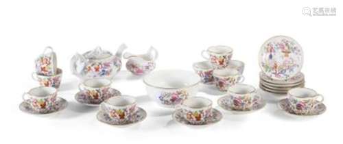 Service à thé composé de 12 tasses et leur... - Lot 223 - Ly...