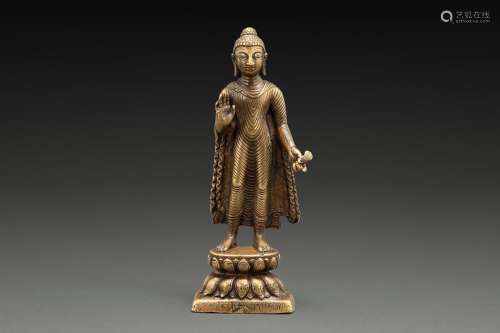 RARE STATUETTE en bronze, représentant le Bouddha Sakyamuni ...