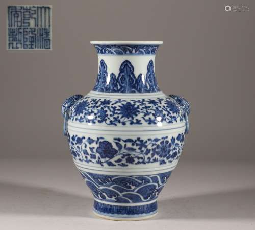 Double ring animal ear bottle in Qing Dynasty