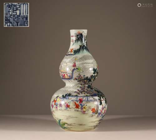 Qing Dynasty Qianlong gourd bottle