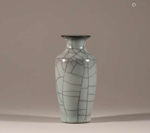 Official kiln bottle of Song Dynasty