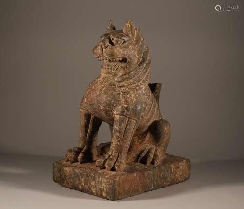 Stone lion of Han Dynasty