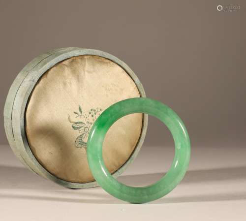 Jade bracelet of Qing Dynasty
