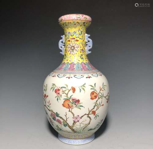 Chinese Famille Rose Porcelain Vase