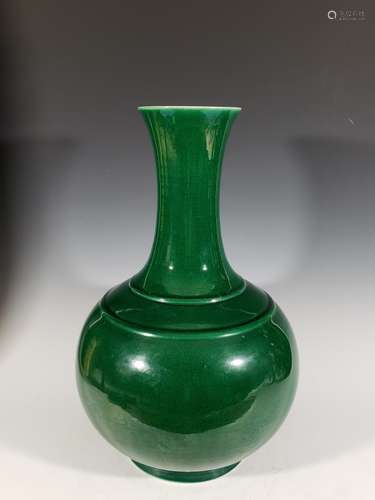 Chinese Green Glazed Porcelain Vase,Mark