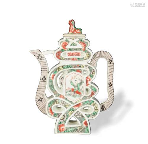 Chinese Wucai Shou Teapot, Late 19th Century