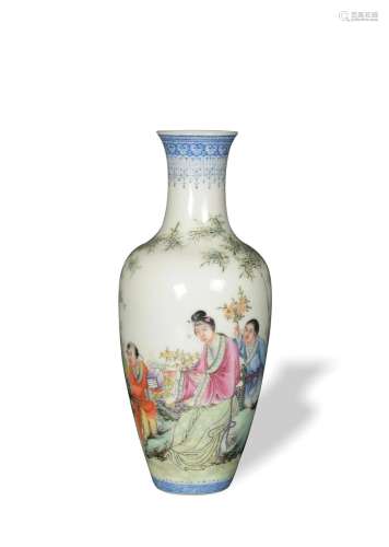 Chinese Famille Rose Vase with Box, Republic