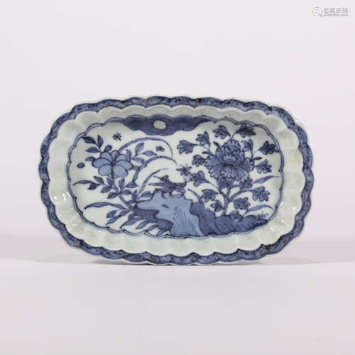 A Blue and White Floral Tripod Washer