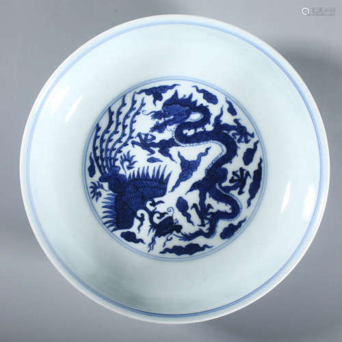 A Blue and White Dragon and Phoenix Plate