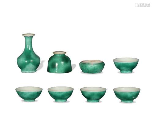 8 Chinese Green Glazed Porcelains, Late 19th Century