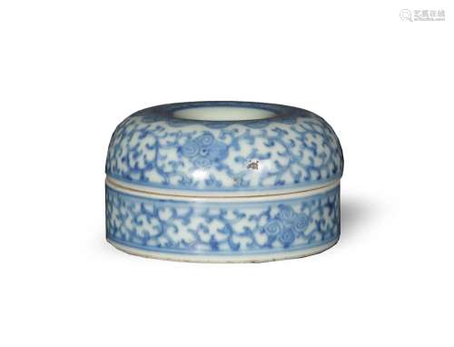 Chinese Blue and White Lidded Box, Early 19th Century