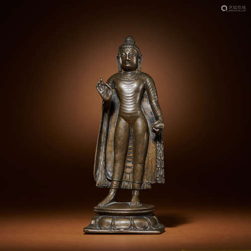 13世纪 西藏西部笈多王朝风格释迦牟尼立像