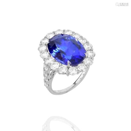 Tanzanite, Diamond and 18K Ring