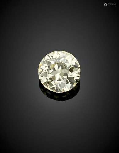 Round brilliant cut ct. 5.78 diamond. Appended diamond repor...