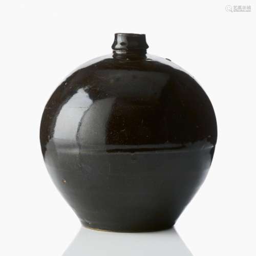 A Chinese Black-Glazed Vase