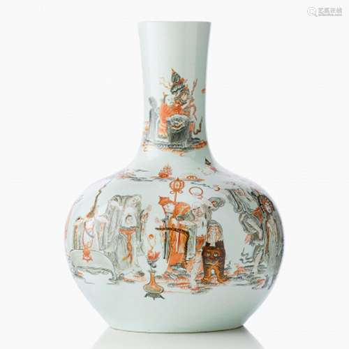 An Imposing Enamelled Bottle Vase, Tianqiuping