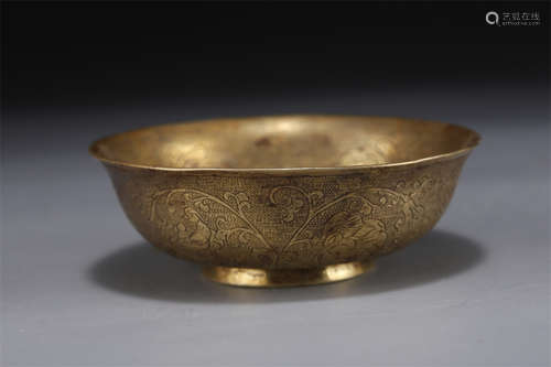 A Gilt Silver Bowl with Flowers&Birds Design.