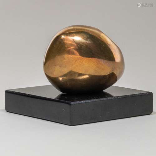 Emile Gilioli (1911-1977): Egg