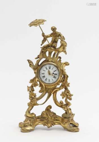 A small mantel clock \"A la Chinoise\" - Dole, mid...