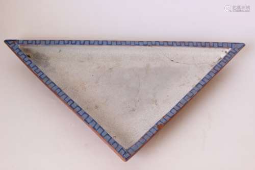 Chinese Zisha Triangle Tray