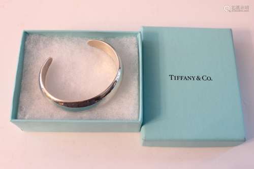 Tiffany&Co.Sterling Silver Smooth Dome Cuff Bracel