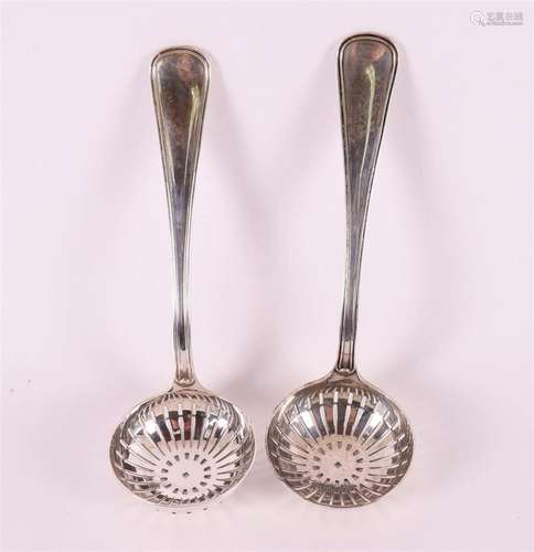 A set of 2nd grade silver scatter spoons, round fillet, year...