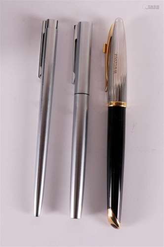 A Waterman WGC2003 fountain pen with 18 carat gold crown, ma...