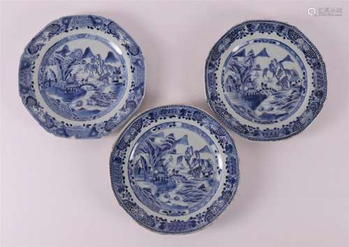 Three blue/white porcelain octagonal plates, China, Qianlong...