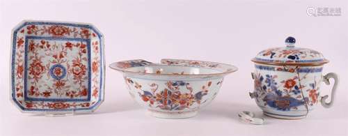 A lot of Chinese Imari, China 18th century.