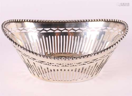 A first grade boat-shaped silver bonbon basket with pearl ri...