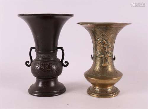 Two bronze spittoons, Thailand 20th century.