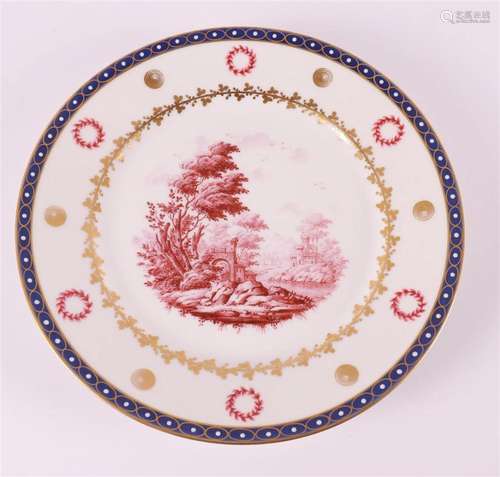 A porcelain decorative dish, Italy 20th century.