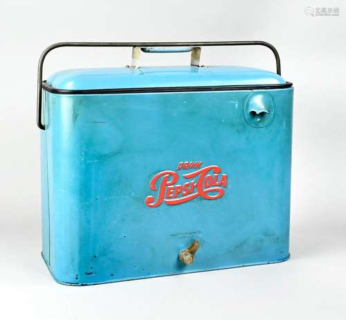 Original vintage cooler from Pepsi