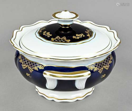 Large soup tureen, porcelain, mark