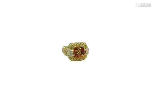 18k gold ring with yellow diamonds