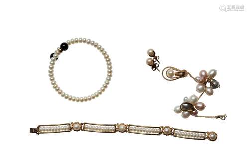 A cultured pearl lot comprising of 2 bracelets, two pairs of...