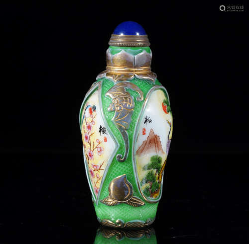 Qianlong Bird-and-Flower Snuff Bottle