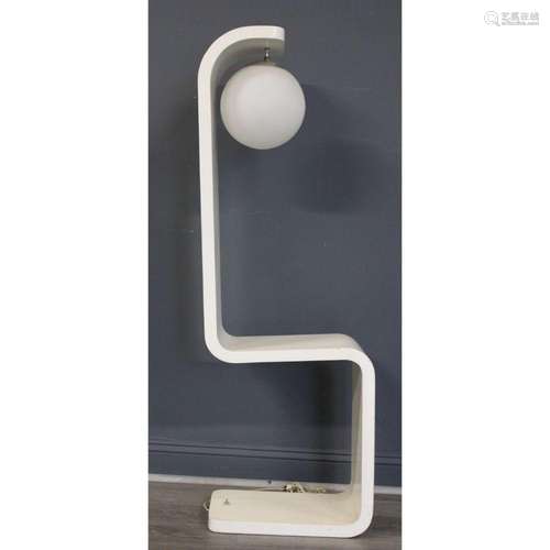 White Modeline "S" Curve Floor Lamp