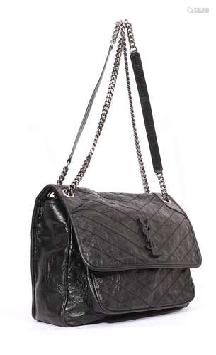 Yves Saint Laurent - Niki medium Sac en cuir noir monogramme...