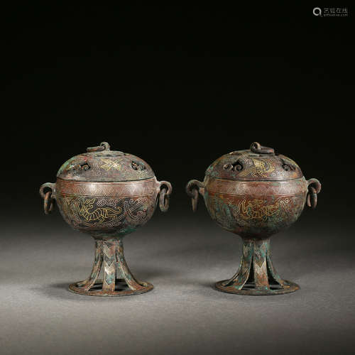 Pair of Gold Inlaying Bronze Tripod Vessel Ding