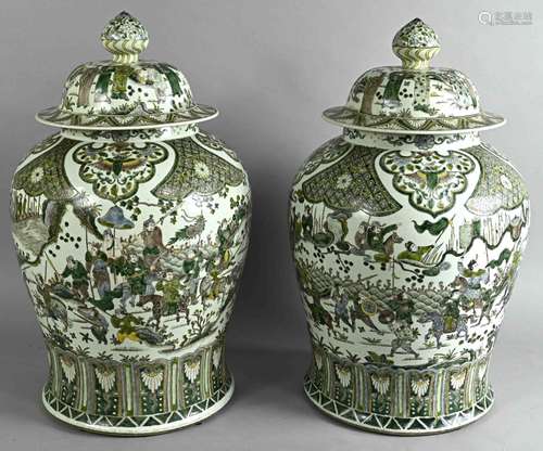 Pair of beautiful China vases, Qing