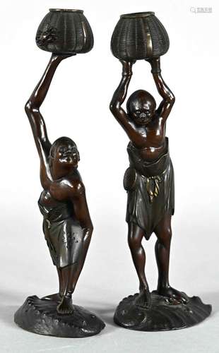 Pair of figures, "crab fishermen",