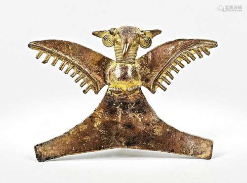 Pectoral in the shape of an eagle.