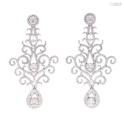 18KT White Gold and Diamond Chandelier Earrings